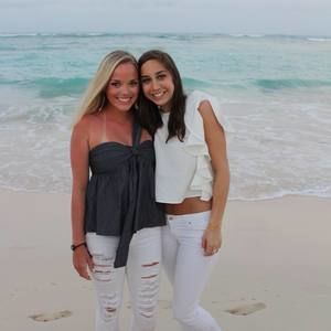 Meet your Posher, Abby